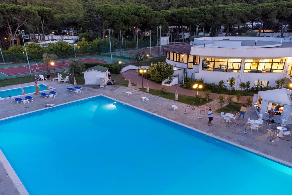 Mira Hotel Residence