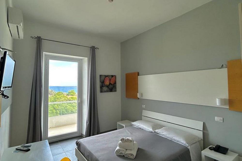 Oasis Park Hotel - Grotta della Poesia