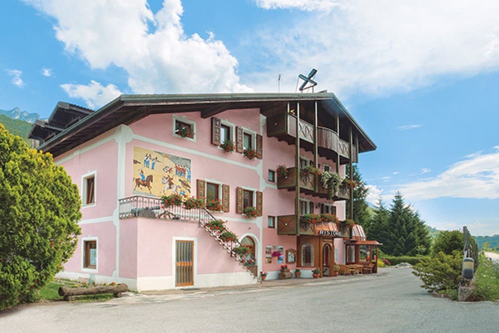 Hotel Aurora ESTATE