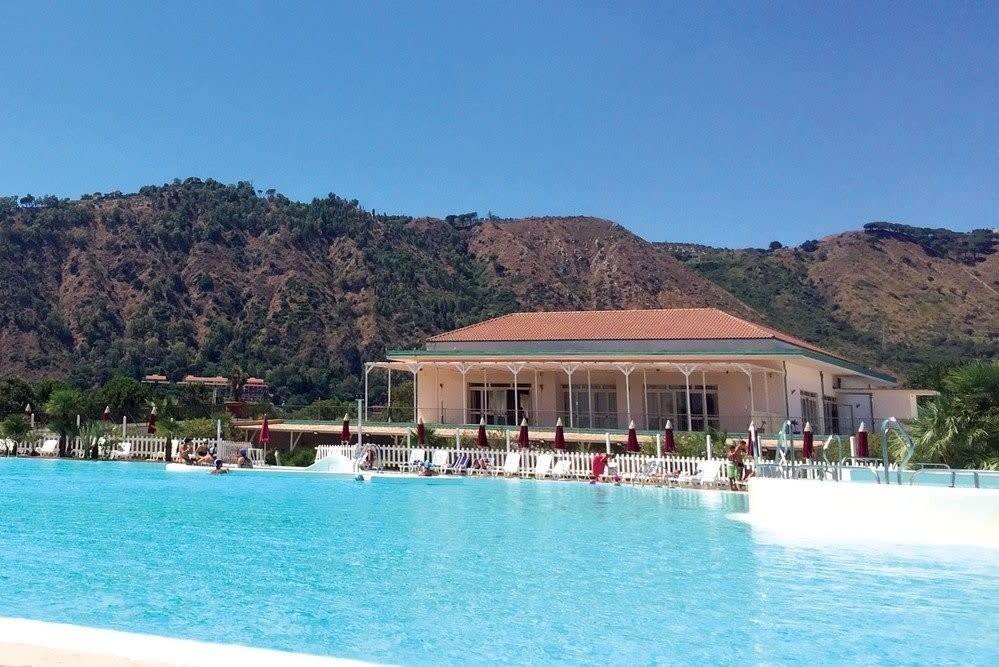 Club Esse Sunbeach
