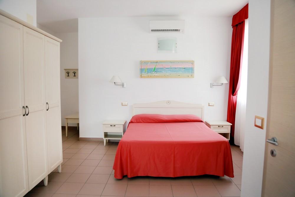 Marechiaro Hotel Beach Club