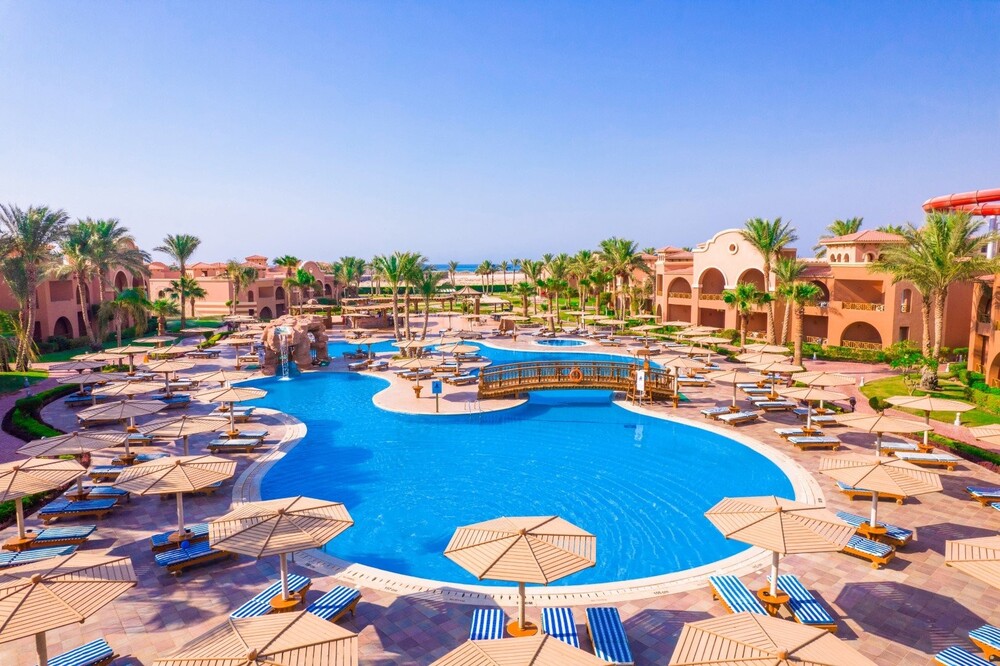 Charmillion Sea Life Resort