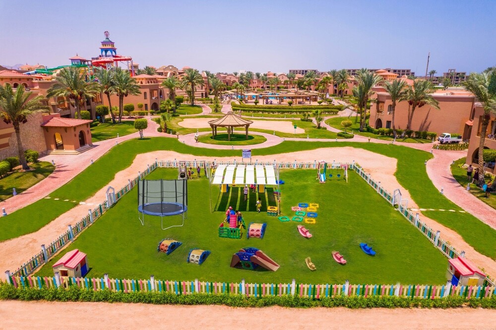 Charmillion Sea Life Resort