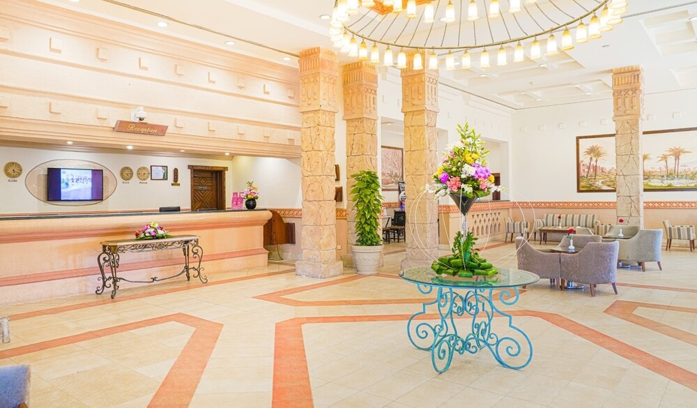 Charmillion Sea Life Resort