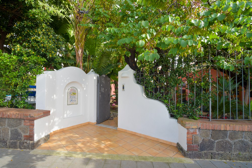 Hotel Italia - Beach Hotel