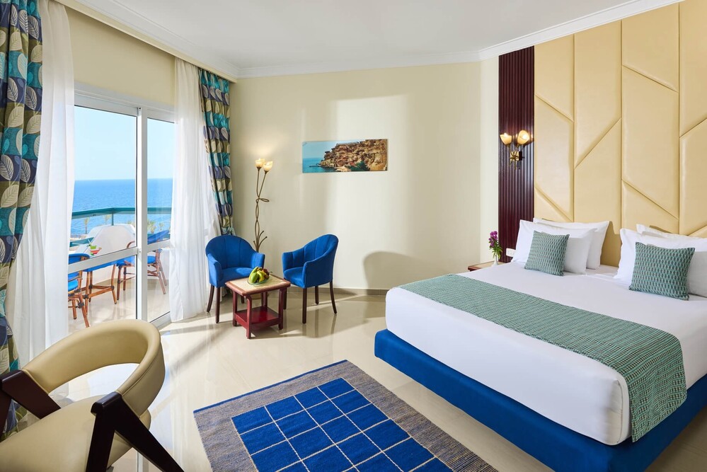 Dreams Beach Resort
