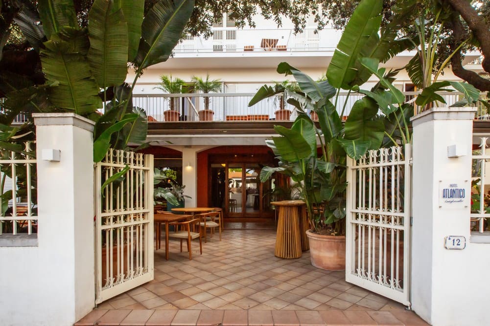 Atlantico Hotel
