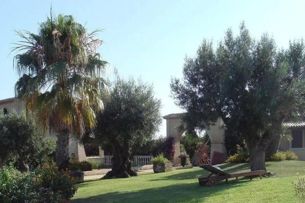 Borghetto Beach Club Resort