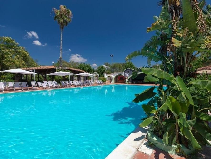 Sayonara Villaggio Club