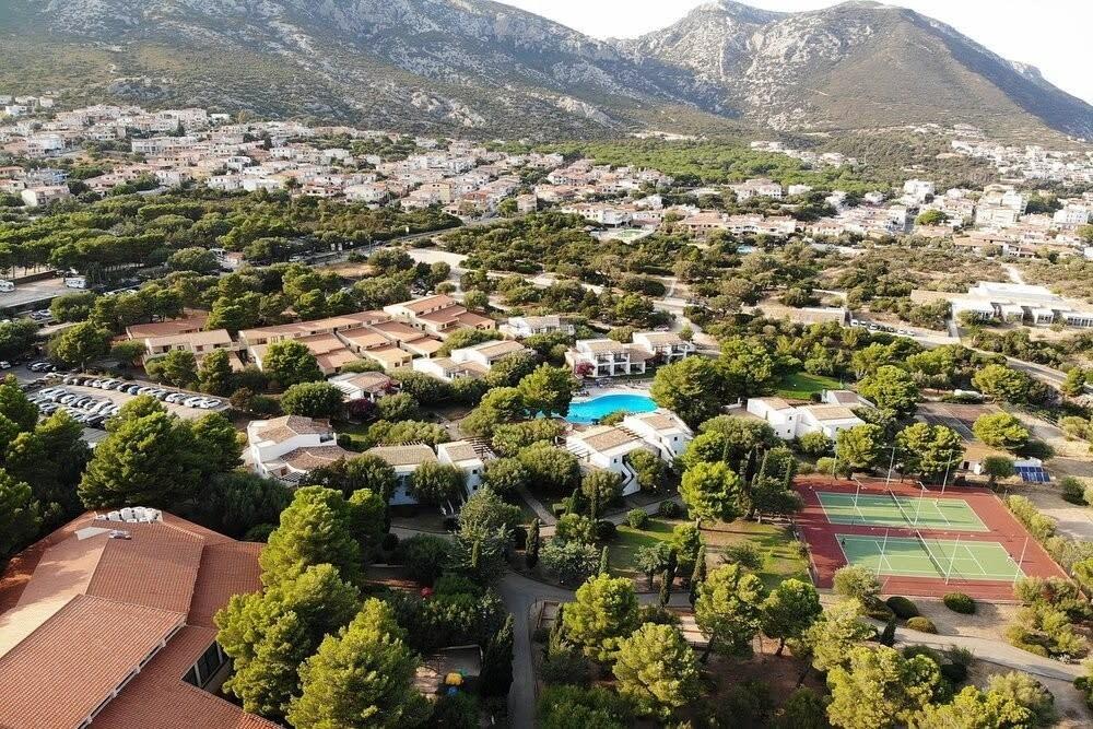 Club Esse Palmasera Resort