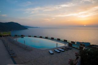 GH Hotel Avalon Sikani