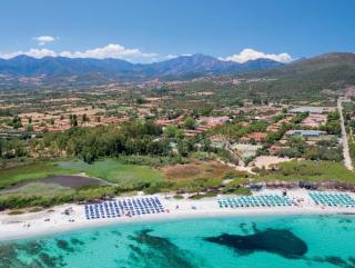 Club Hotel Eurovillage con PACCHETTO NAVE