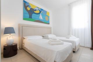 19 Summer Suites