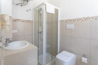 19 Summer Suites
