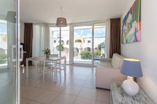 19 Summer Suites