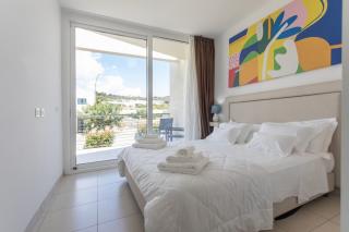 19 Summer Suites
