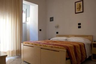 Hotel Monica