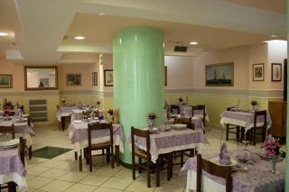 Hotel Monica