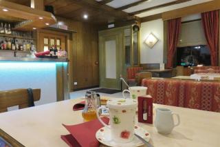 Hotel Alle Rose ESTATE