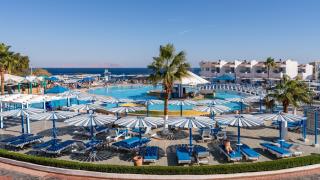Dreams Beach Resort