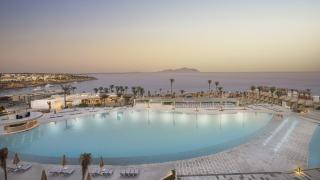 The V Hotel (ex Pyramisa Beach Resort)