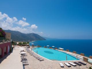 GH Hotel Avalon Sikani
