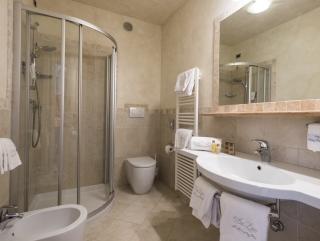 Du Lac Vital Mountain Hotel