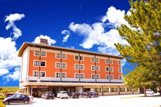 Hotel Holidays ESTATE